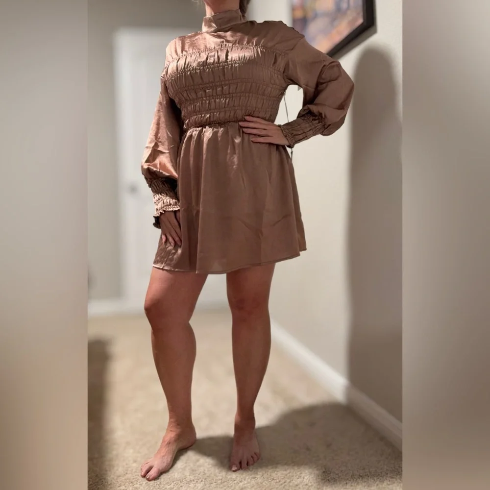 Elegant Metallic Long Sleeve Dress - Picture 2 of 15